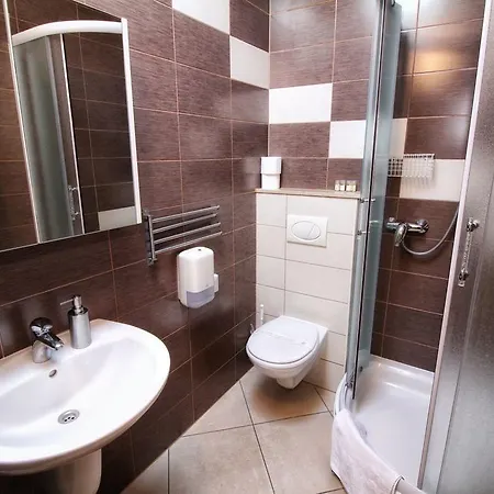 Pensionat Monsena 4*