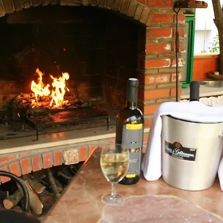 Monsena Gasthuis 4*