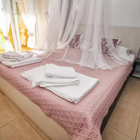 Πανσιόν Monsena 4*