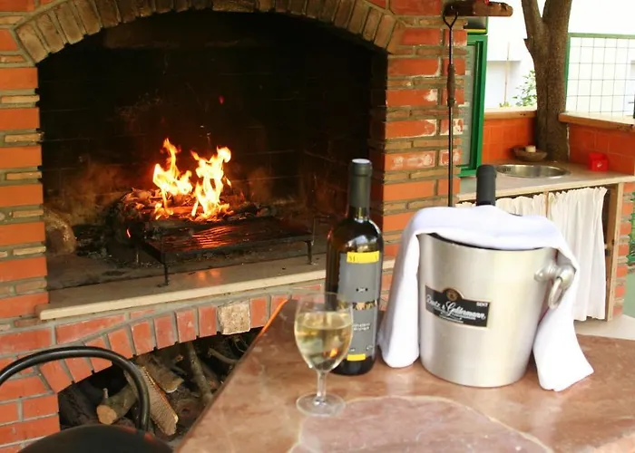 Monsena Πανσιόν 4*