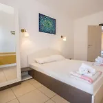 Casa de hóspedes Monsena 4*